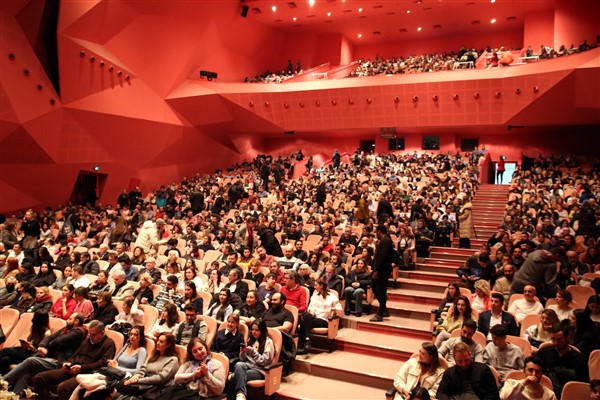 Eskişehir Büyükşehir Belediyesi Senfoni Orkestrası konser verdi