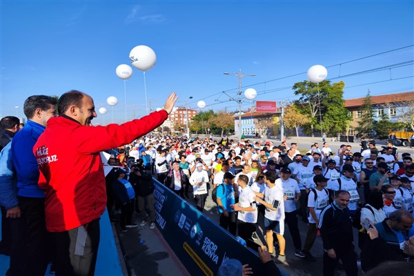 Altay, sporseverleri Uluslararası Konya Yarı Maratonu’na kayıt yaptırmaya davet etti