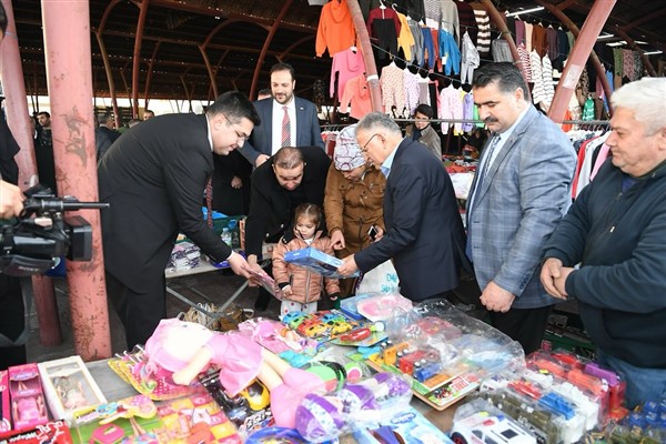 Başkan Büyükkılıç, esnaf ile bir araya geldi