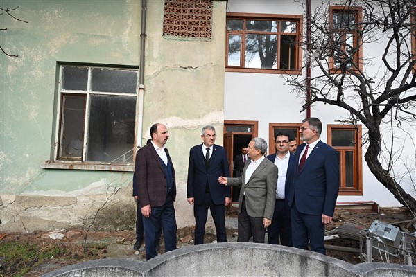 Başkan Altay: “Tarık Buğra’nın hatıralarını Akşehir’deki evinde yaşatacağız”