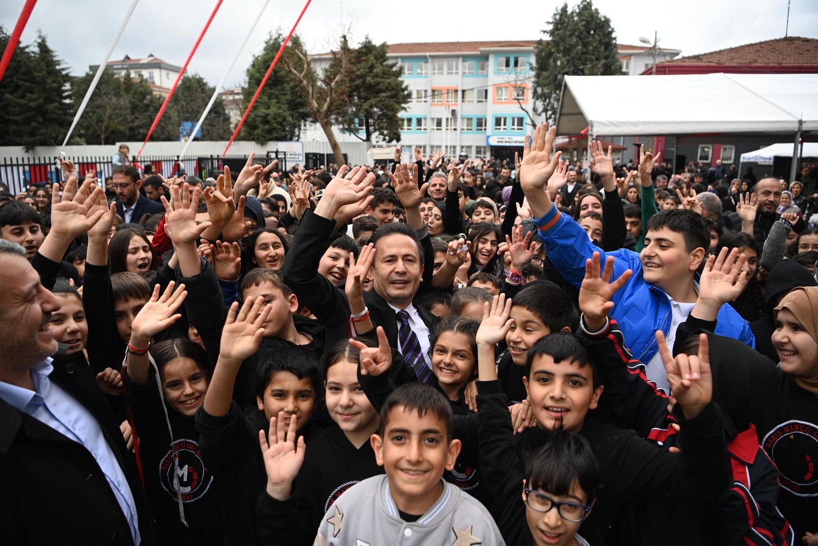 Tuzla Barış Manço Ortaokulu açıldı