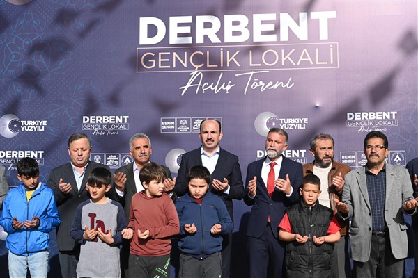Başkan Altay, Derbent’e kazandırılan Gençlik Lokalini açtı