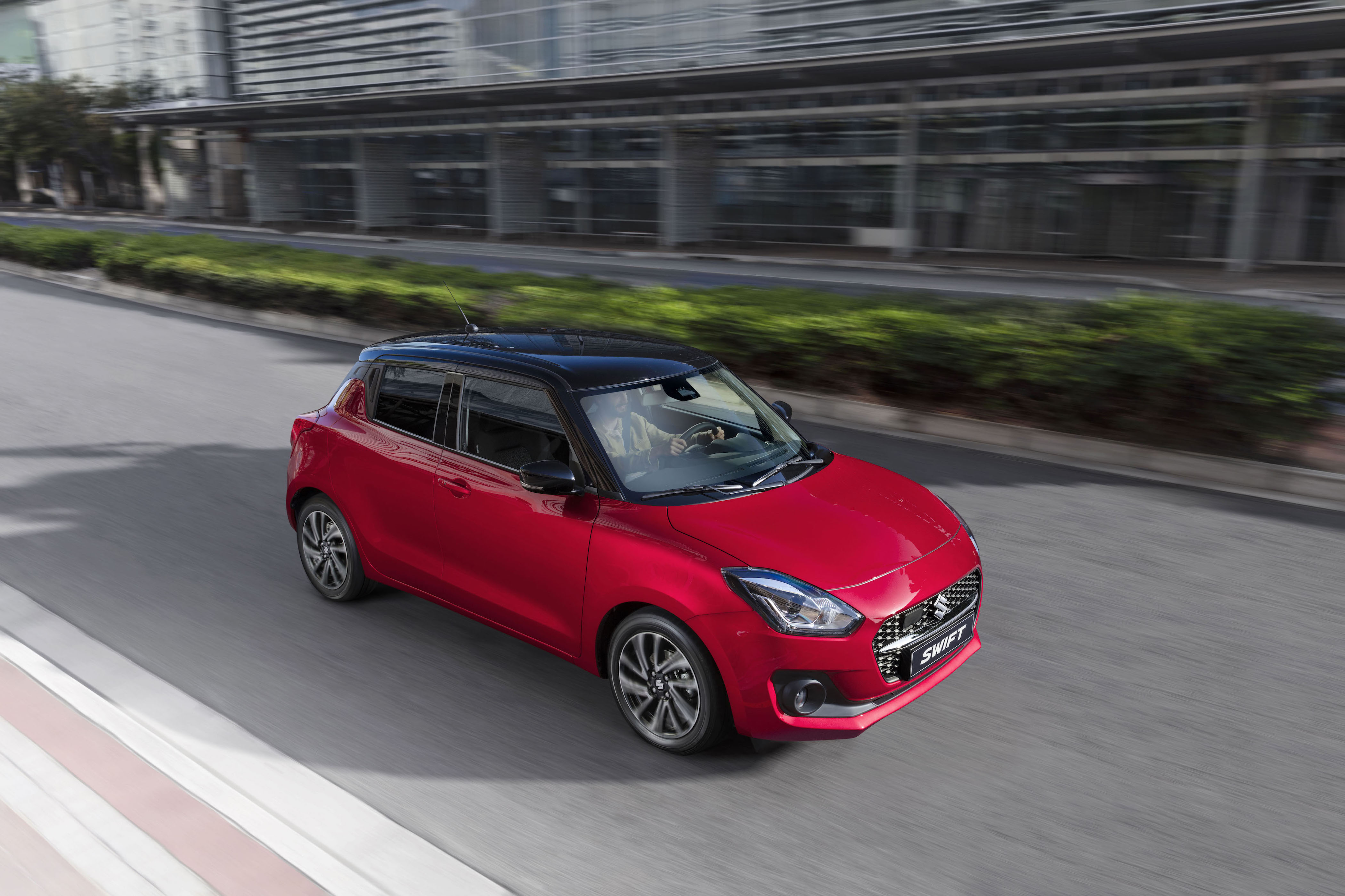 Suzuki Swift Hibrit’te mart ayında 0 faizli kredi ve takas desteği fırsatı