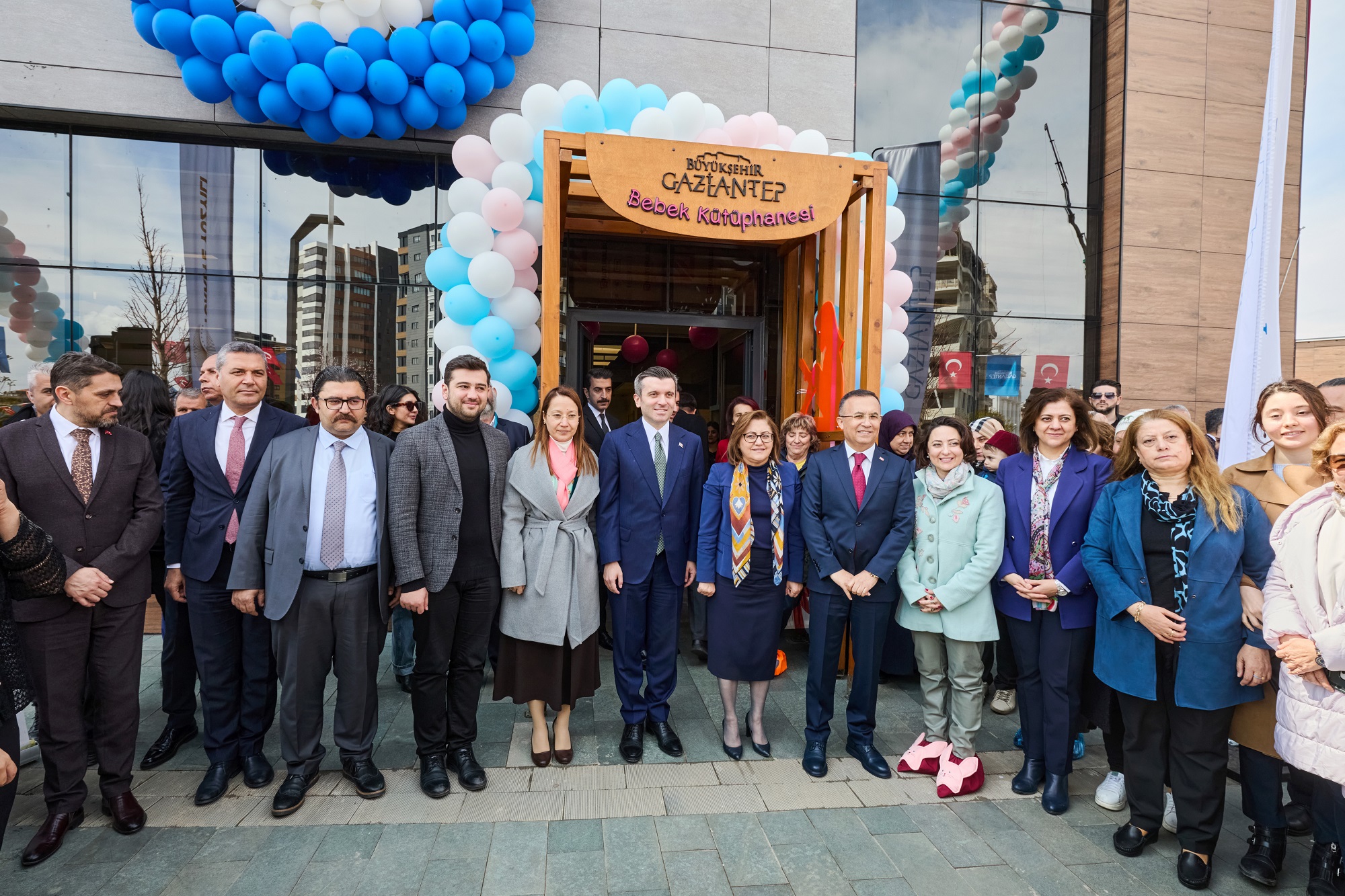 Gaziantep Bebek Kütüphanesi hizmete açıldı