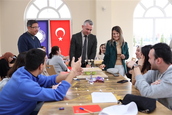 Eskişehir’de öğretmenler için “Deprem Atölyesi” yapıldı