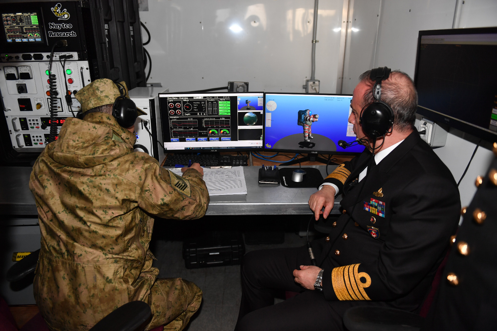 Deniz Kuvvetleri Komutanı Tatlıoğlu, İstanbul bölgesinde Komutanlıkları ziyaret etti