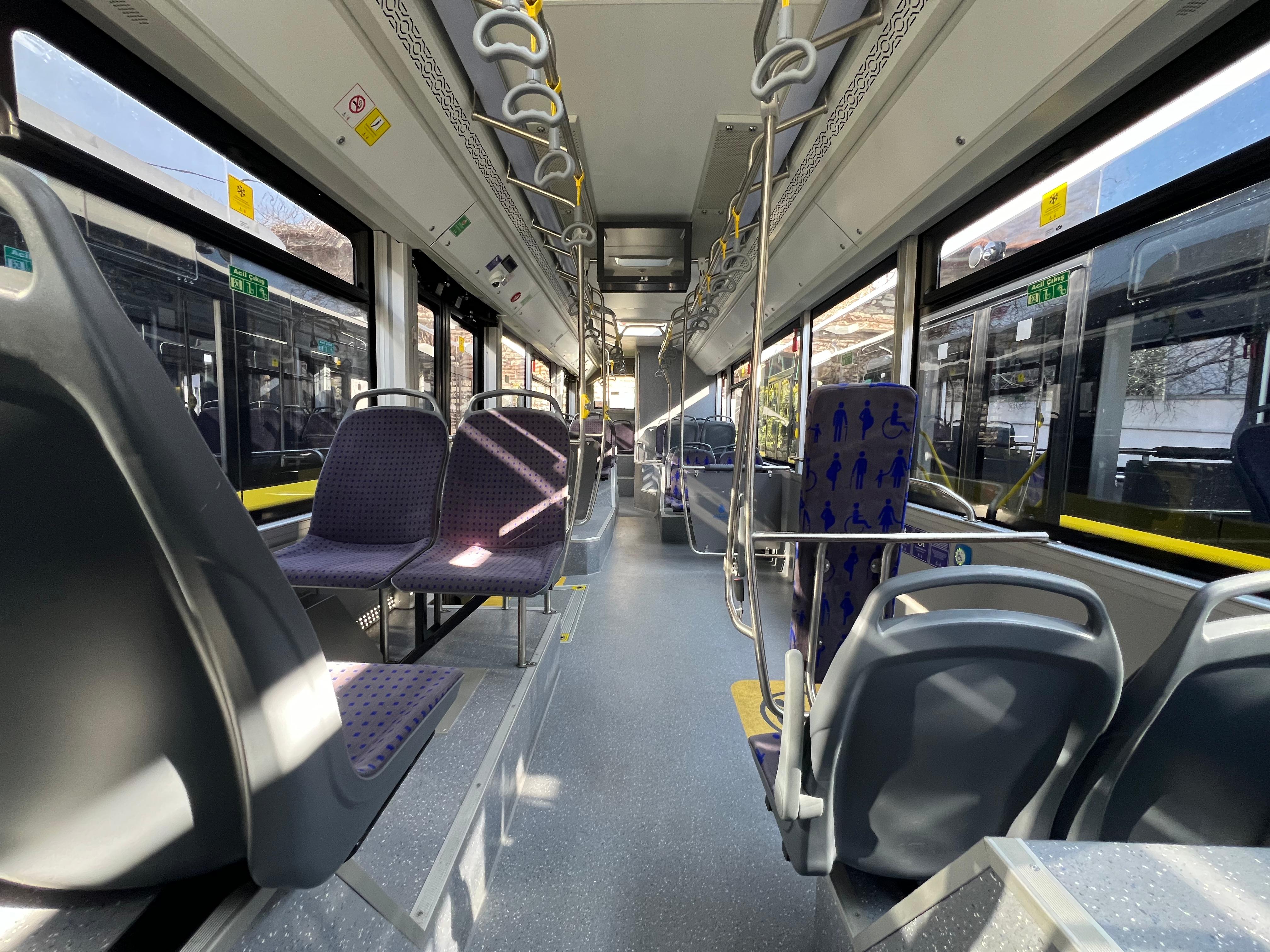 İETT, 500T hattına 5 yeni otobüs daha ekledi