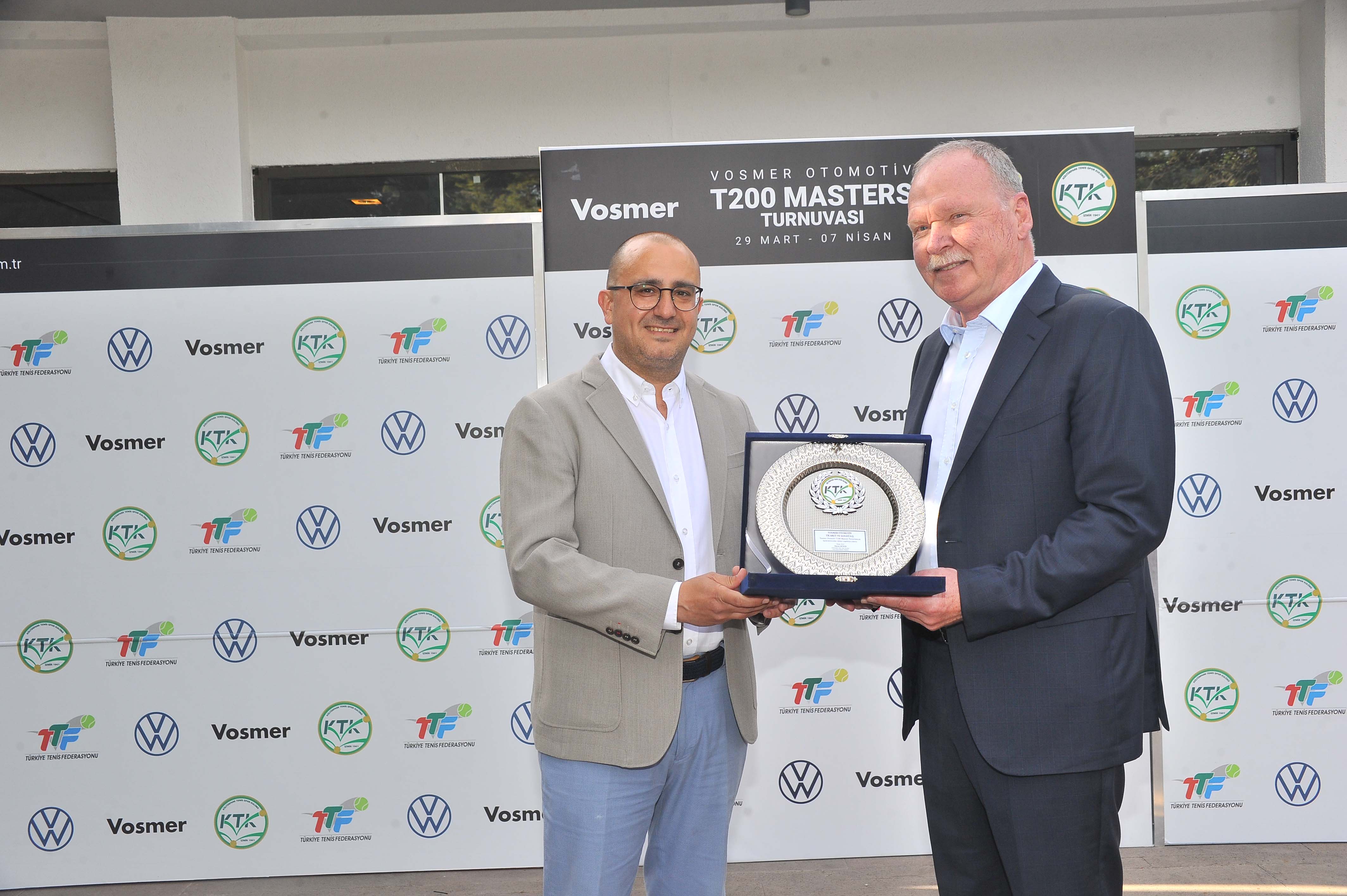 Vosmer Otomativ T200 Masters Tenis Turnuvası’nın şampiyonları belli oldu