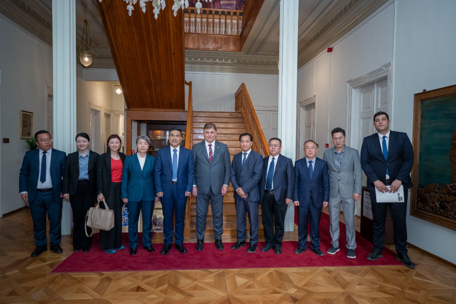 Başkan Tugay, Çin’in Gansu Eyaleti heyetini ağırladı