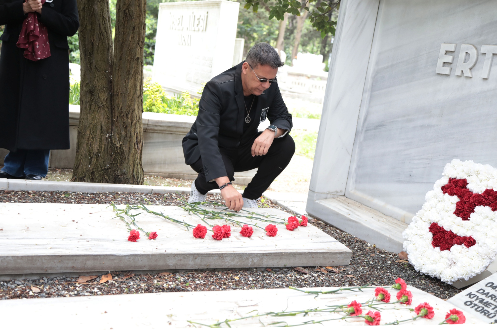 Muhsin Ertuğrul ölümünün 45. yılında mezarı başında anıldı