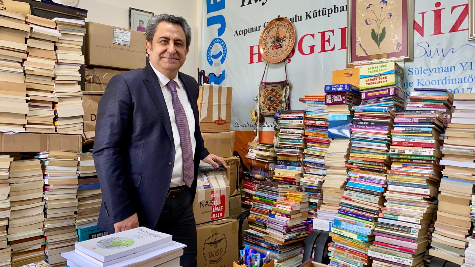 Hatay’daki iki köy okuluna kütüphane kuruldu