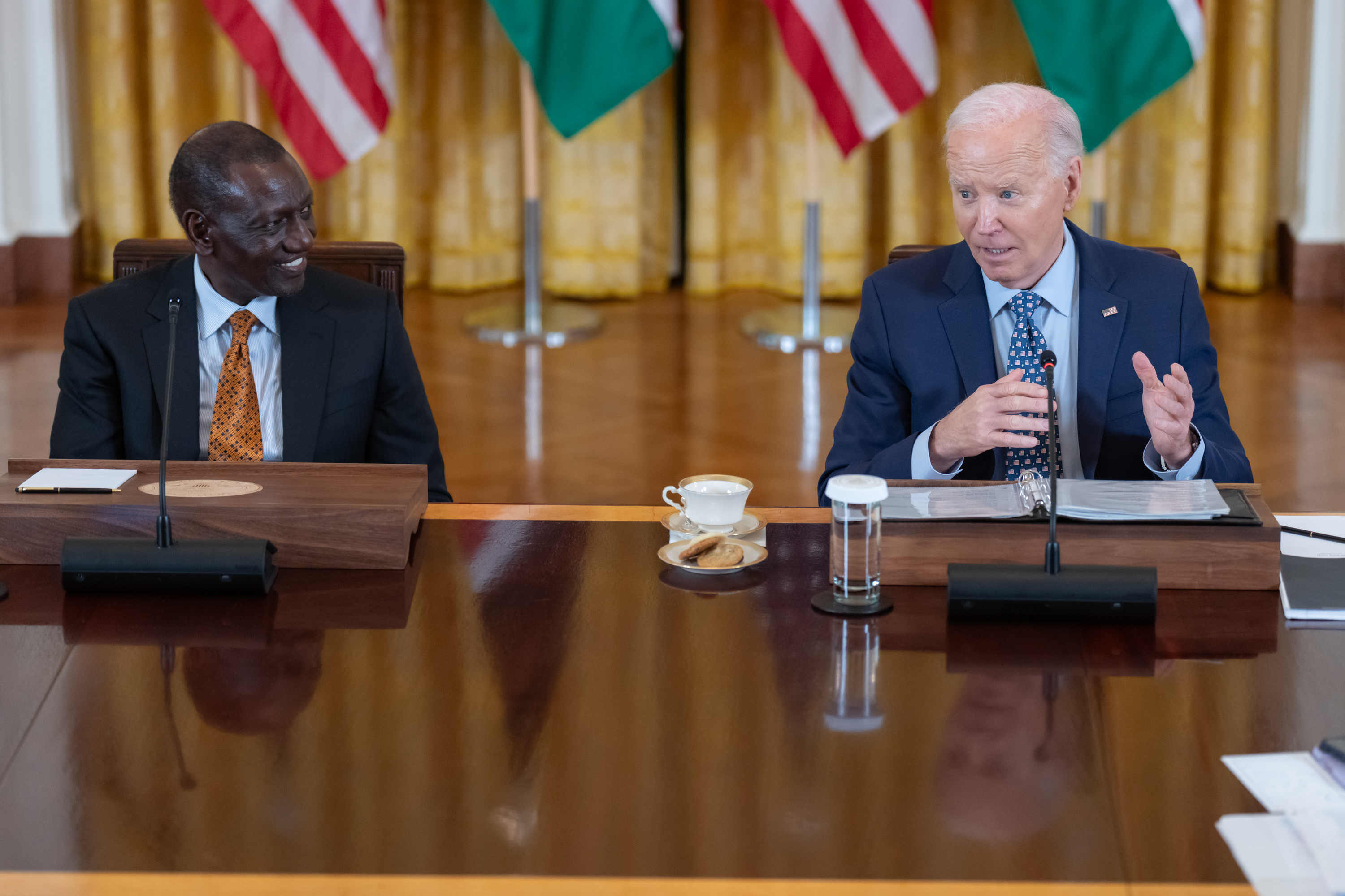 Biden, Amerikalı ve Kenyalı iş liderleriyle buluştu