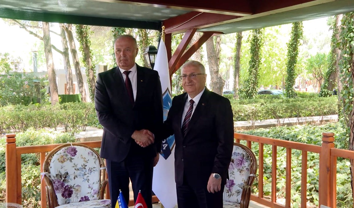 Bakan Güler, Bosna Hersek Başbakan Yardımcısı ve Savunma Bakanı Helez’i ağırladı