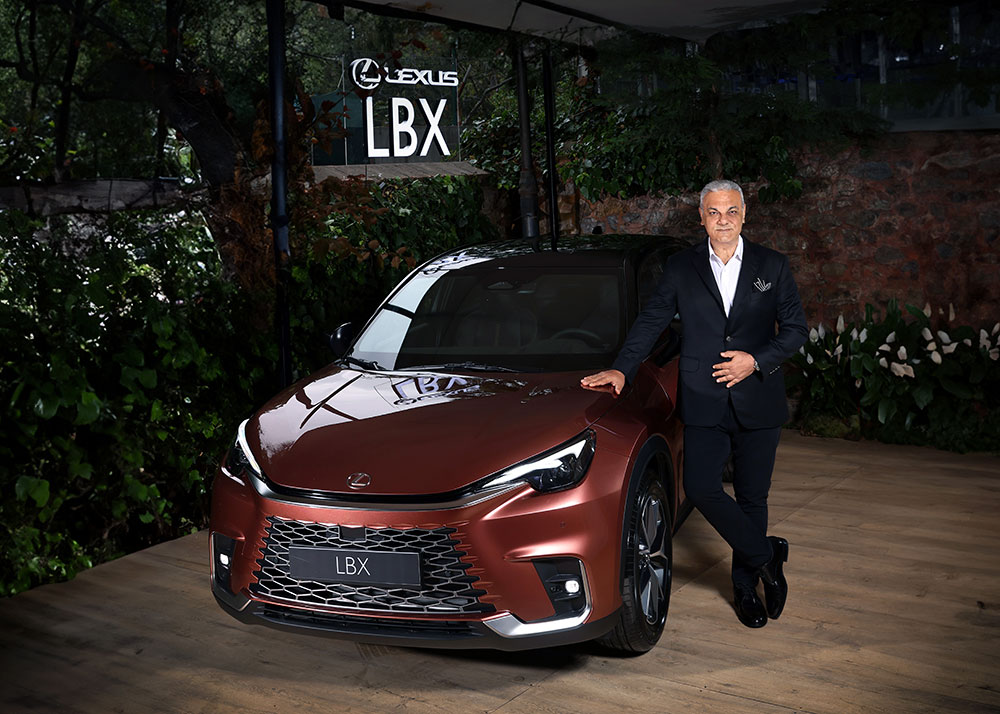 Lexus, yeni modeli LBX’i Türkiye’de satışa sunmaya başladı