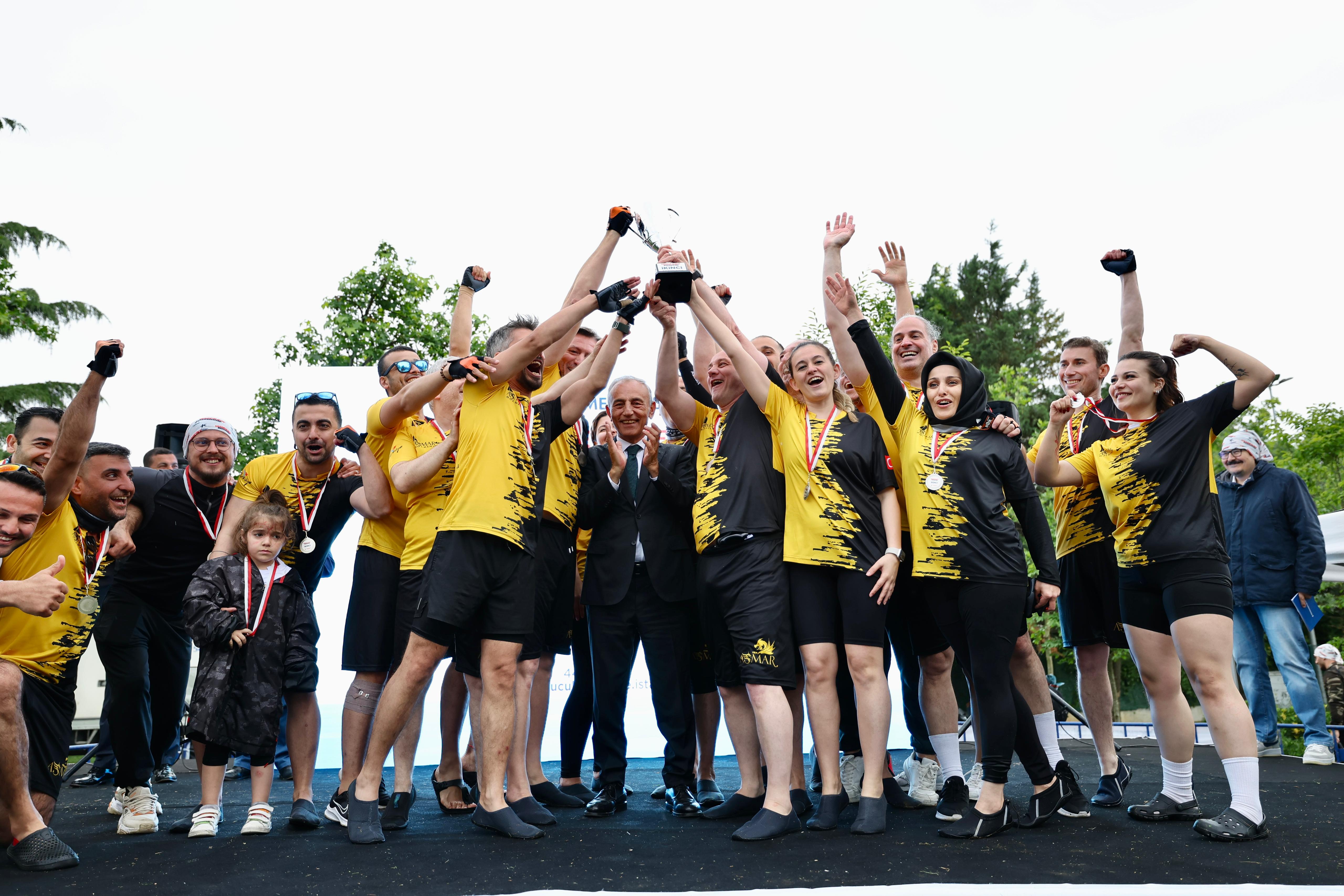 Küçükçekmece’de ”4. Geleneksel Dragon Boat Festivali” düzenlendi