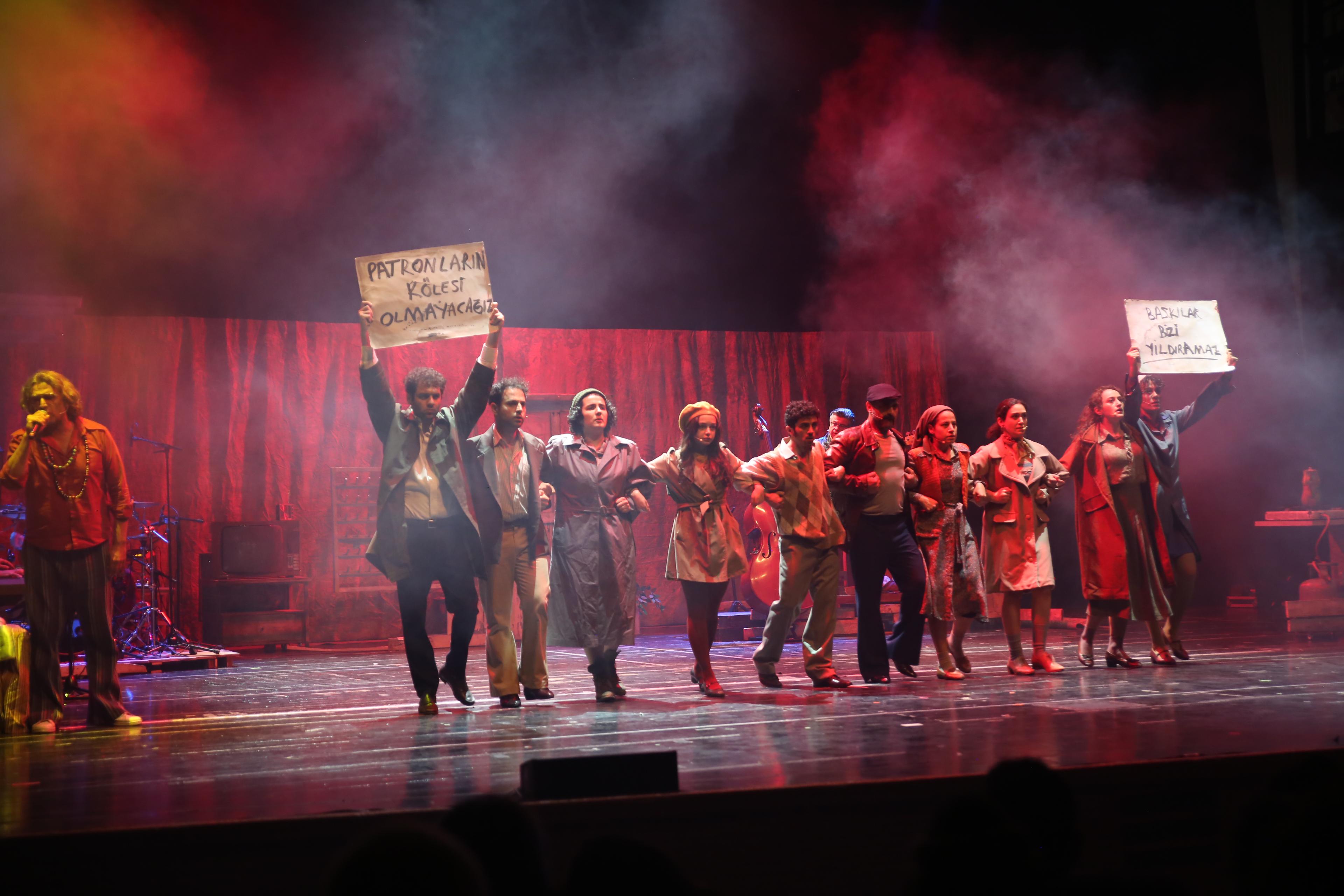 3. Ulusal İşçi Tiyatroları Festivali “Hamiyet Bir Peyk Müzikali” sahnesiyle başladı