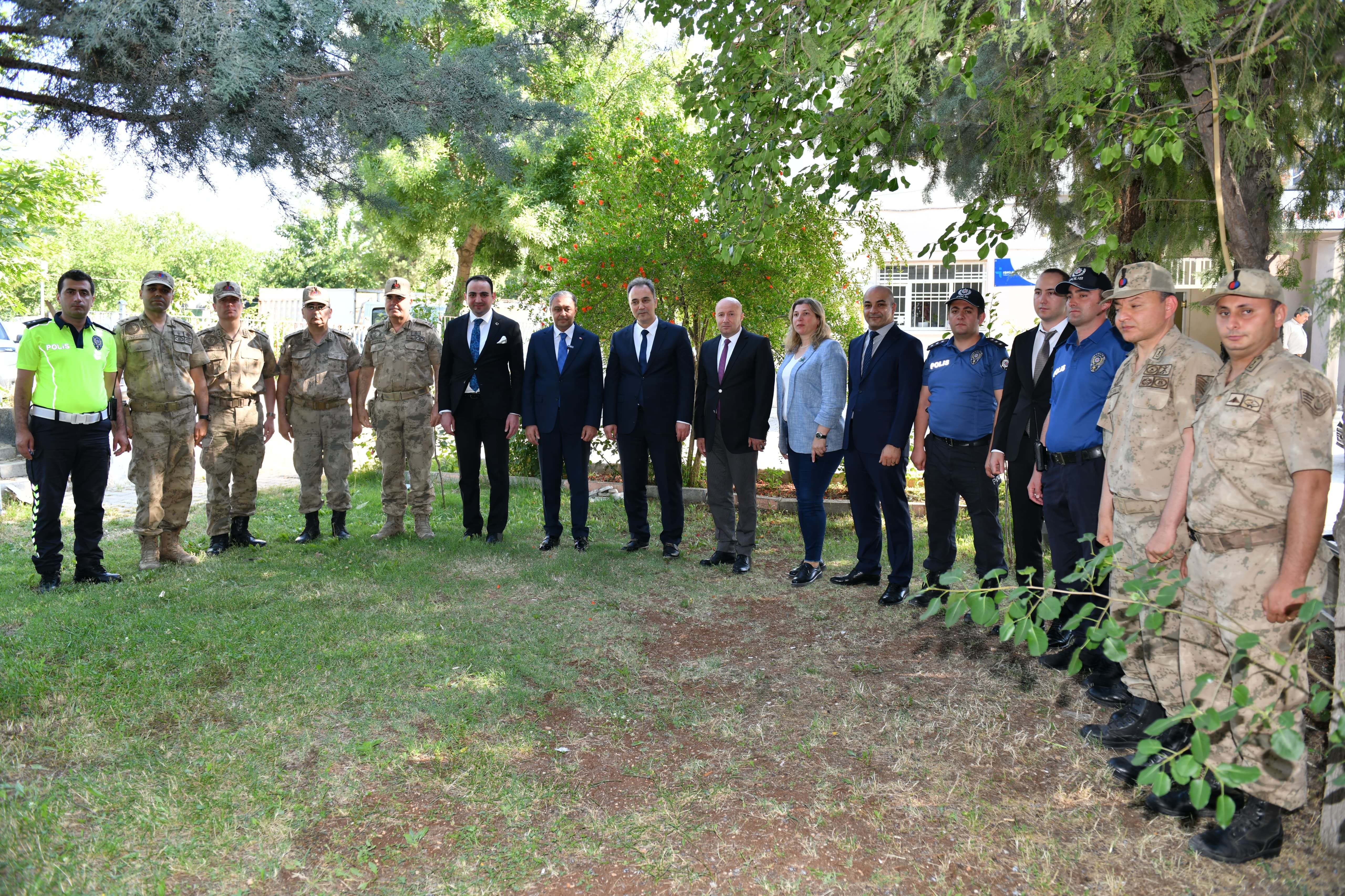 Şanlıurfa Valisi Şıldak, Hilvan’da Seçim Güvenliği Toplantısı gerçekleştirdi