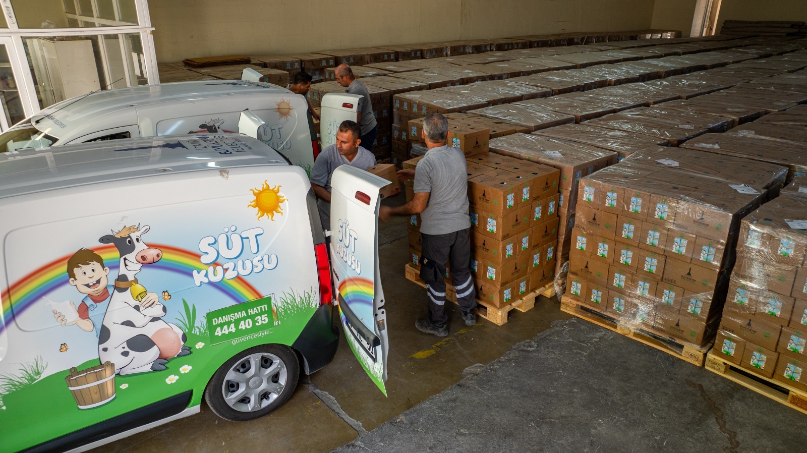 İzmir’de Süt Kuzusu Projesi kapsamında dağıtımlar başladı