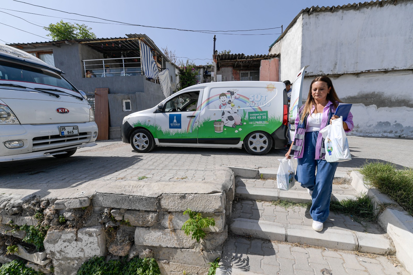 İzmir’de Süt Kuzusu Projesi kapsamında dağıtımlar başladı