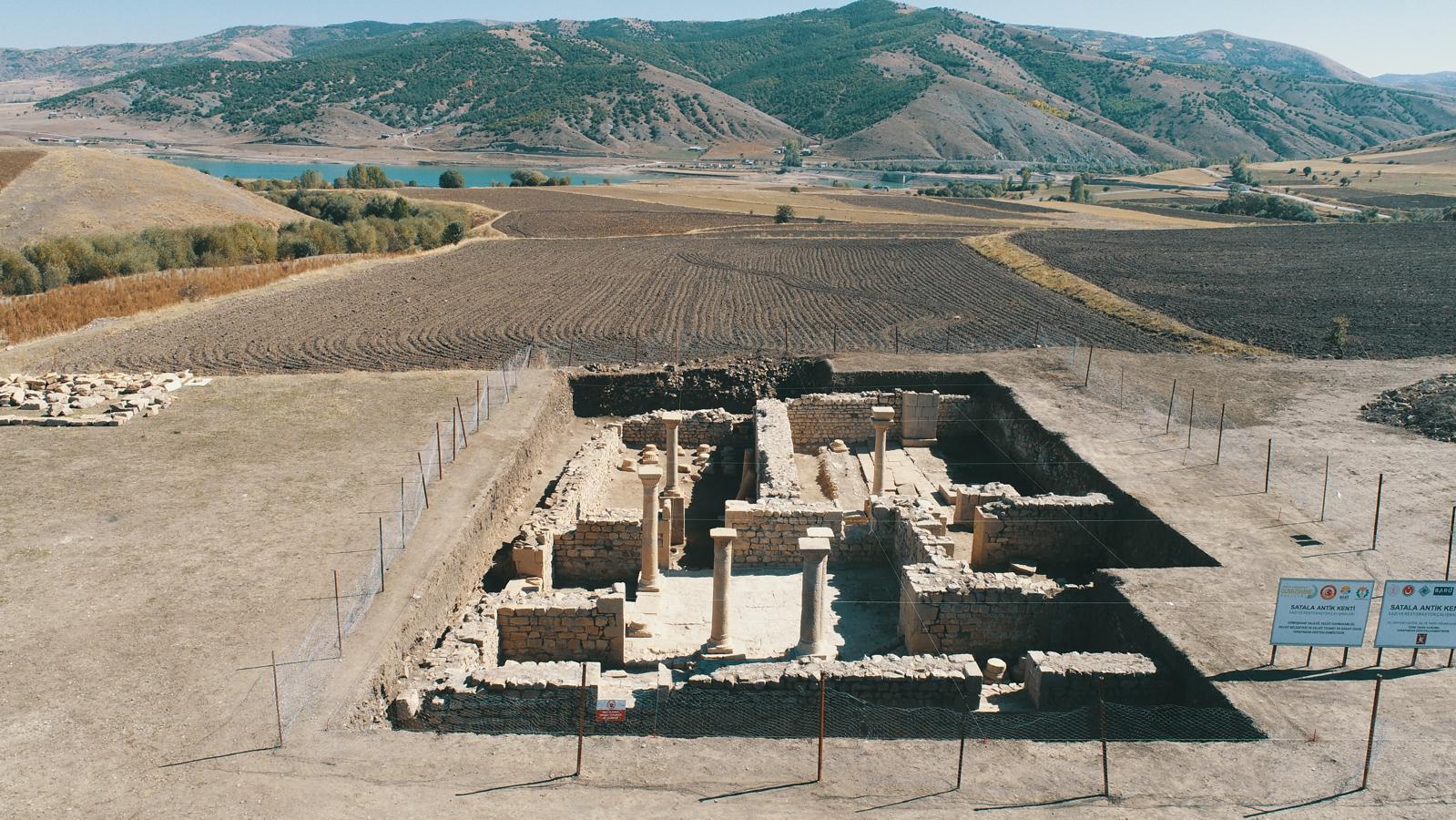 Satala Antik Kenti’nde bulunan Lorica Squamata model zırh restore edildi