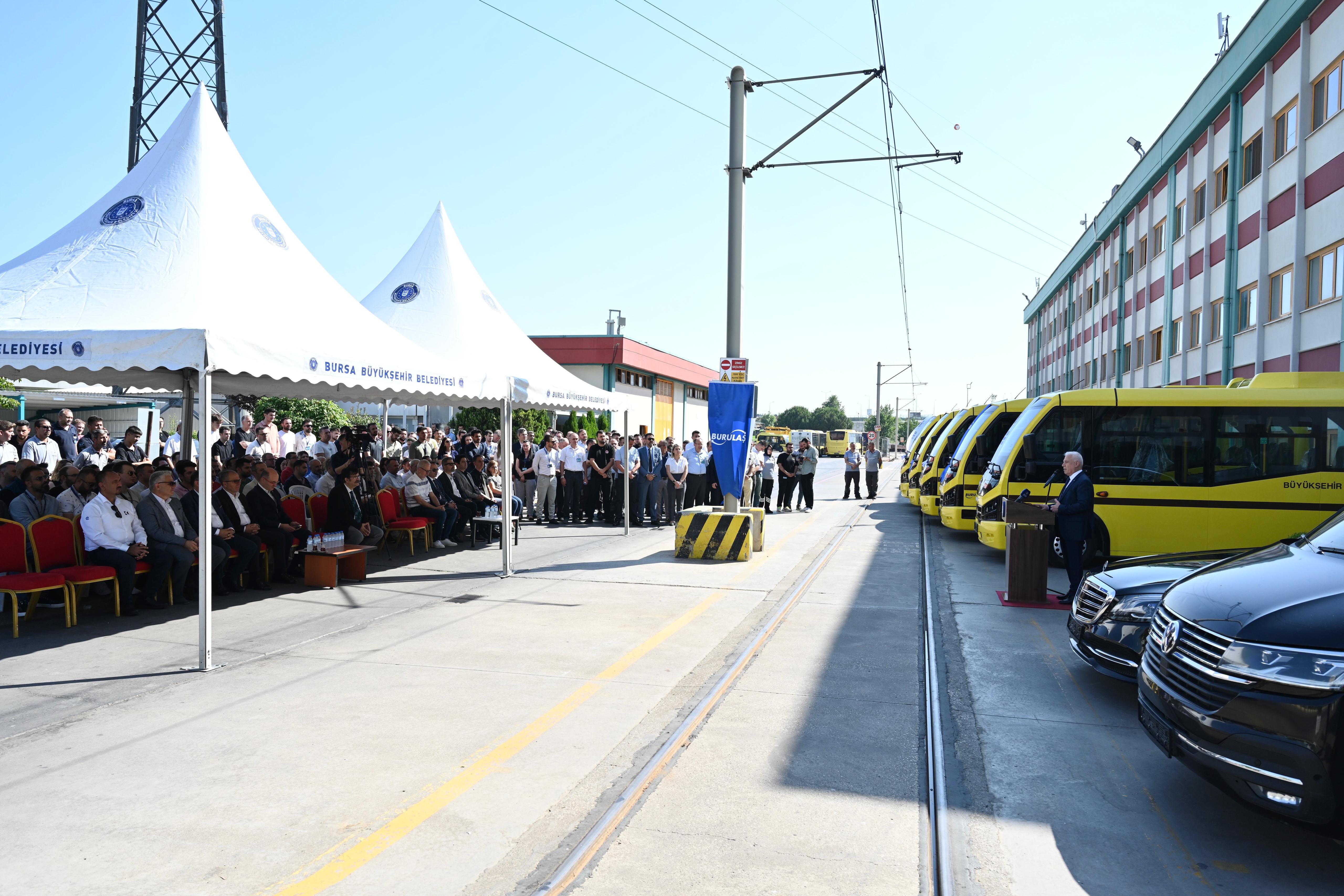 Bursa’da lüks makam araçları kamu yararına takas edildi