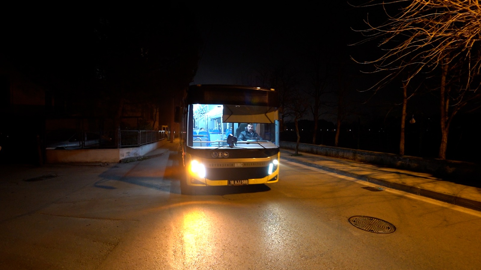 Bursa’da gece seferleri uygulanmaya başladı