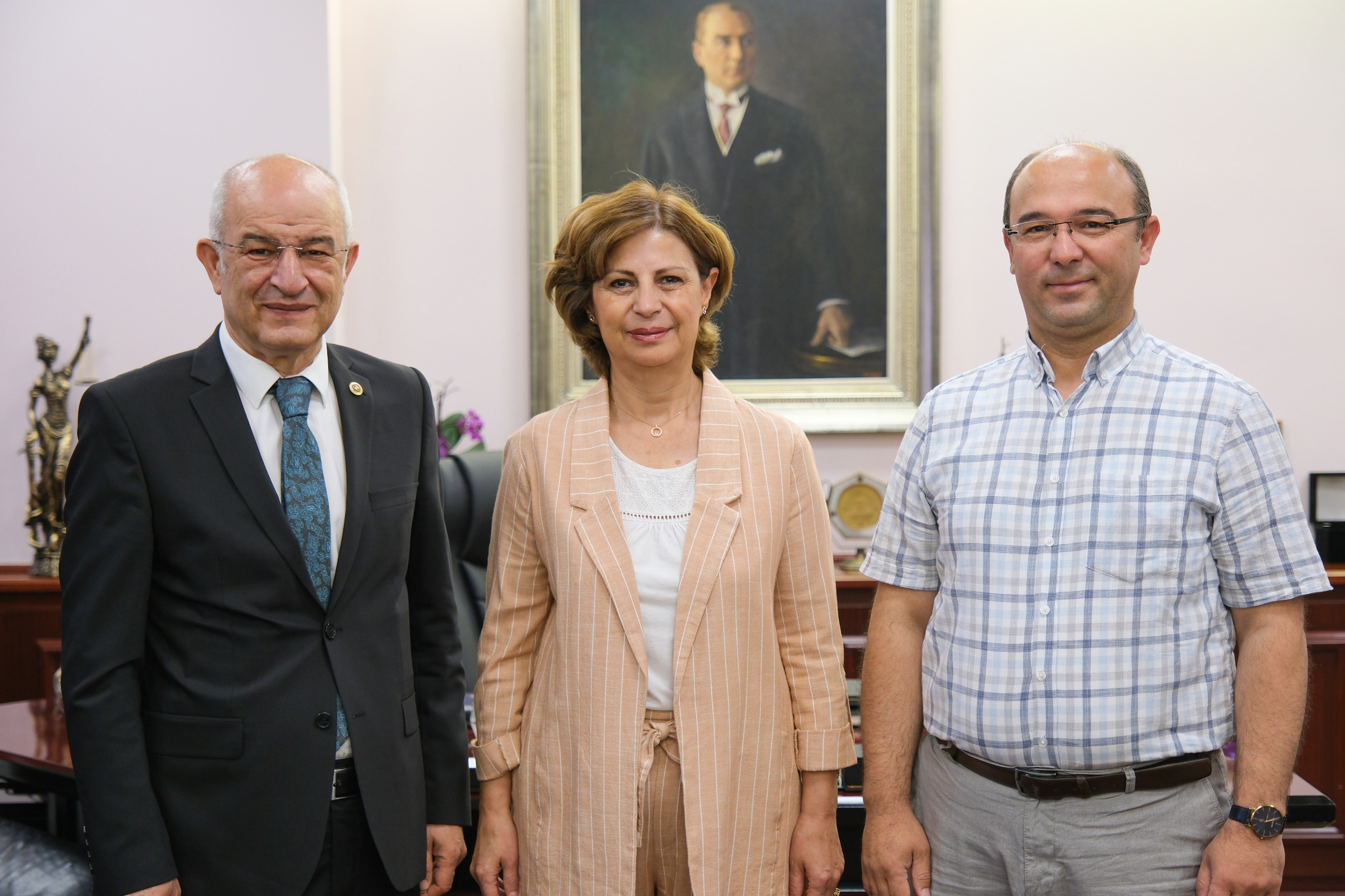 Başkan Ünlüce’ye CHP Kütahya Milletvekili Kasap’tan ziyaret