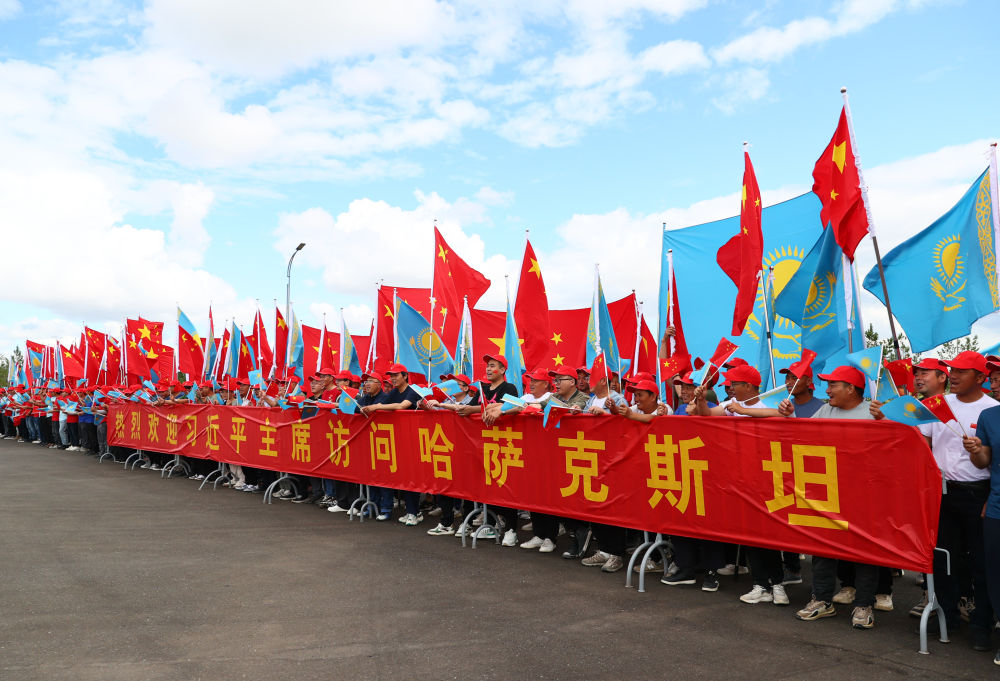 Xi, SİÖ Zirvesi ve Kazakistan ziyaretinden beklentilerini açıkladı