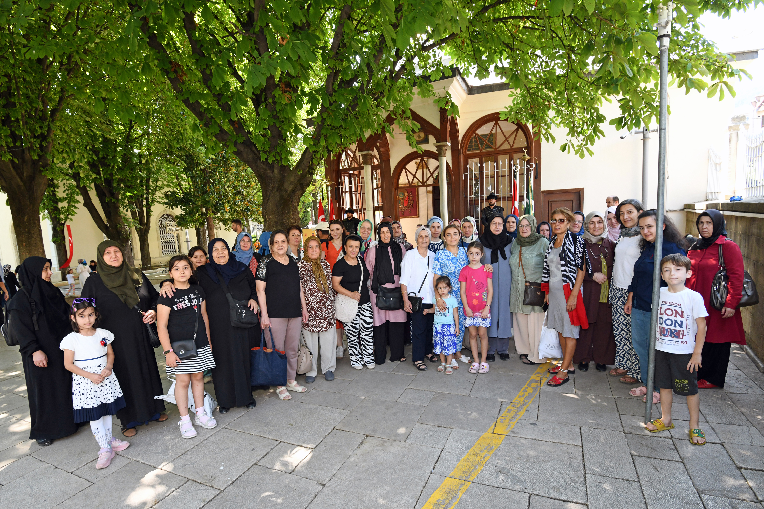 Osmangazi Belediyesinin düzenlediği ‘Bursa Kültür Gezisi’ turlarına 720 kişi katıldı