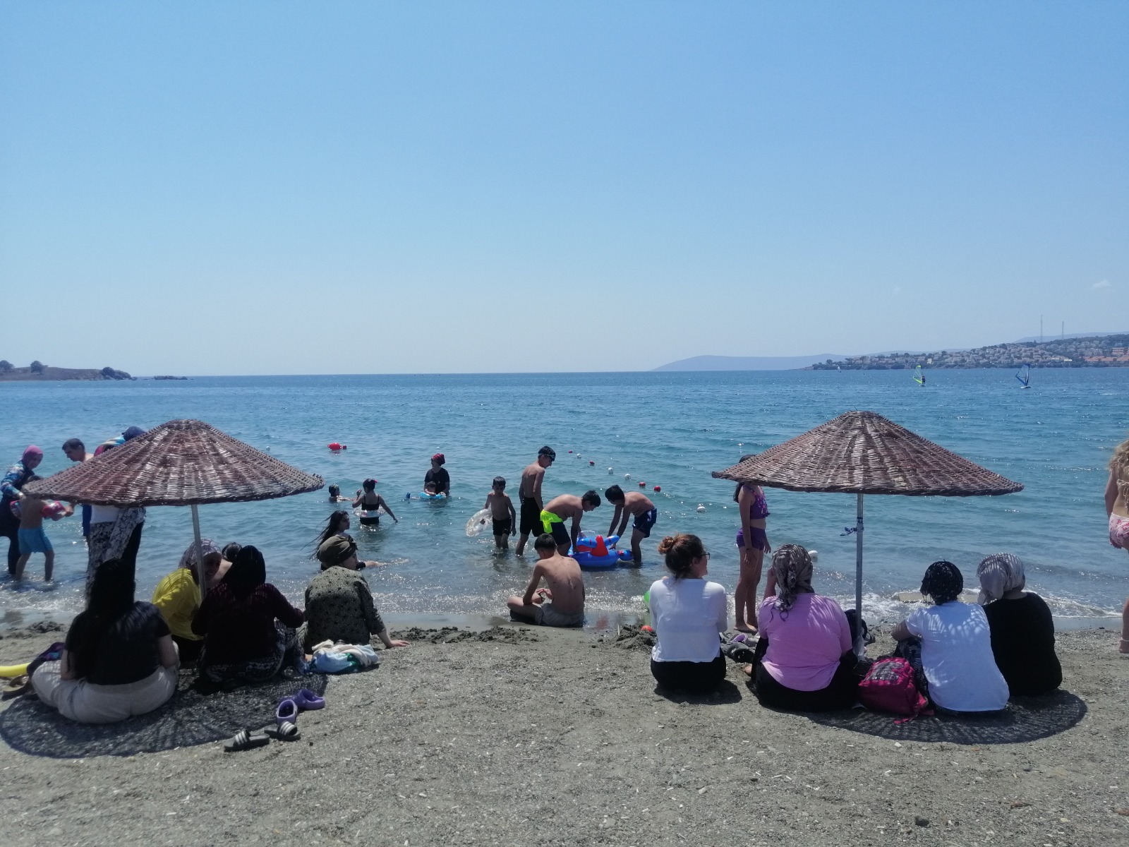 İzmir’de vatandaşlar için deniz gezileri devam ediyor