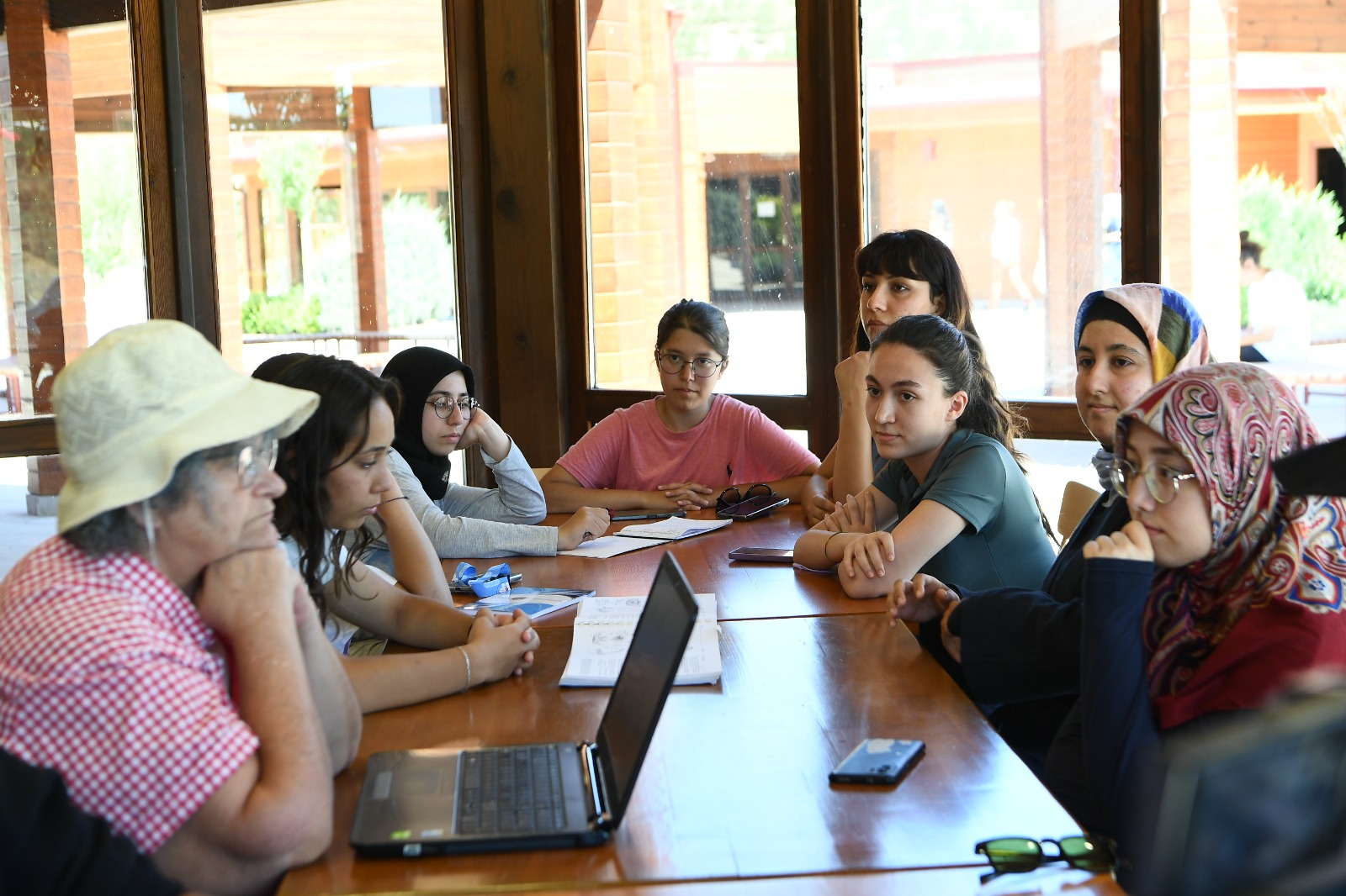 Ankara Üniversiteli öğrenciler yaz stajlarına Mamak Ekoköy’de başladı