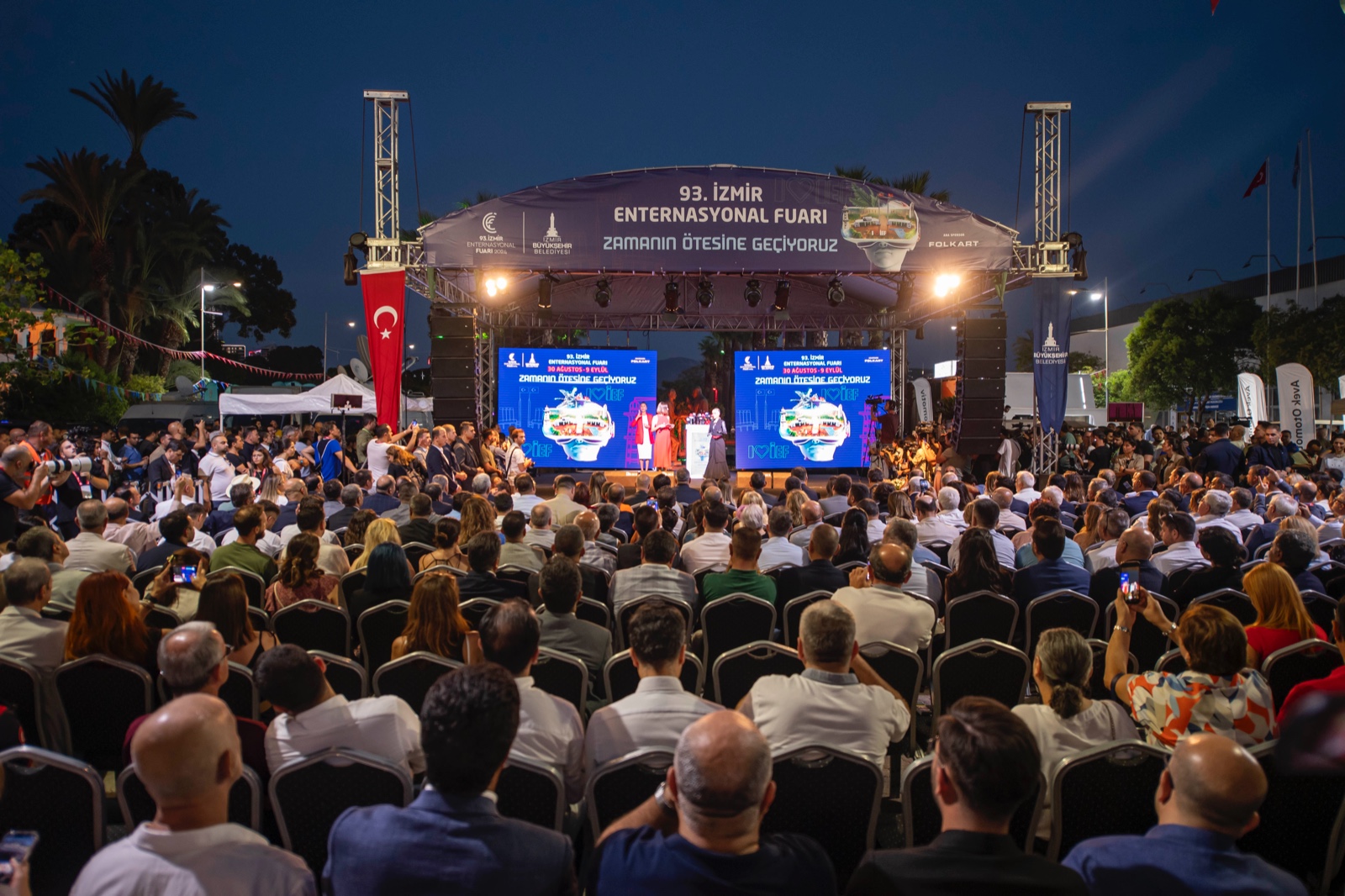 İzmir Enternasyonal Fuarı 93. kez kapılarını açtı