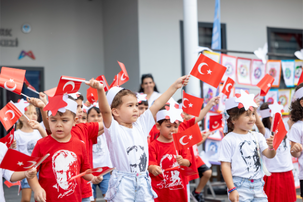 Mersin Çocuk Gelişim Merkezleri’nde eğitim alan çocuklar gösteri yaptı