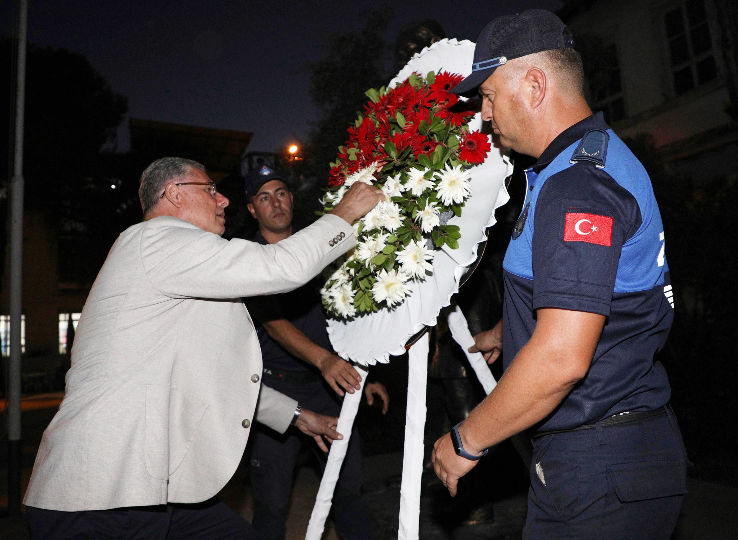 Tirilye 102’nci kurtuluş yılını etkinliklerle kutladı