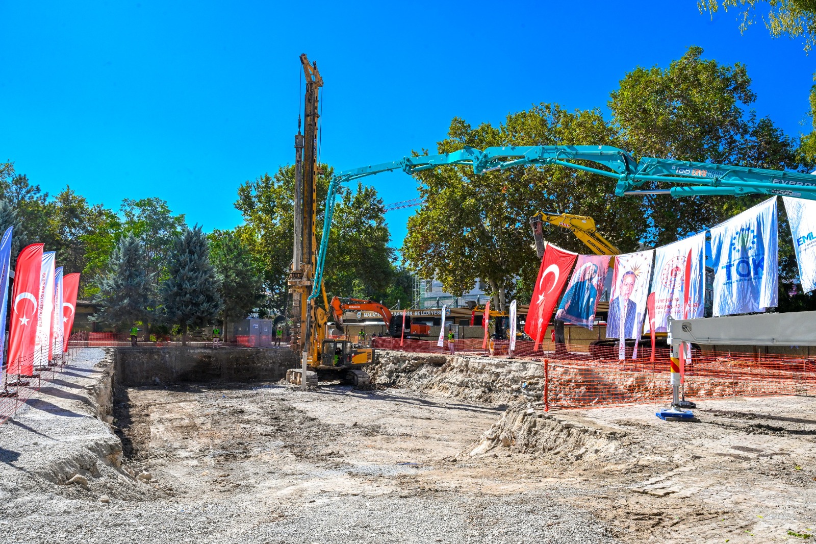 Bakan Kurum, Malatya Söğütlü Cami Temel Atma Törenine katıldı