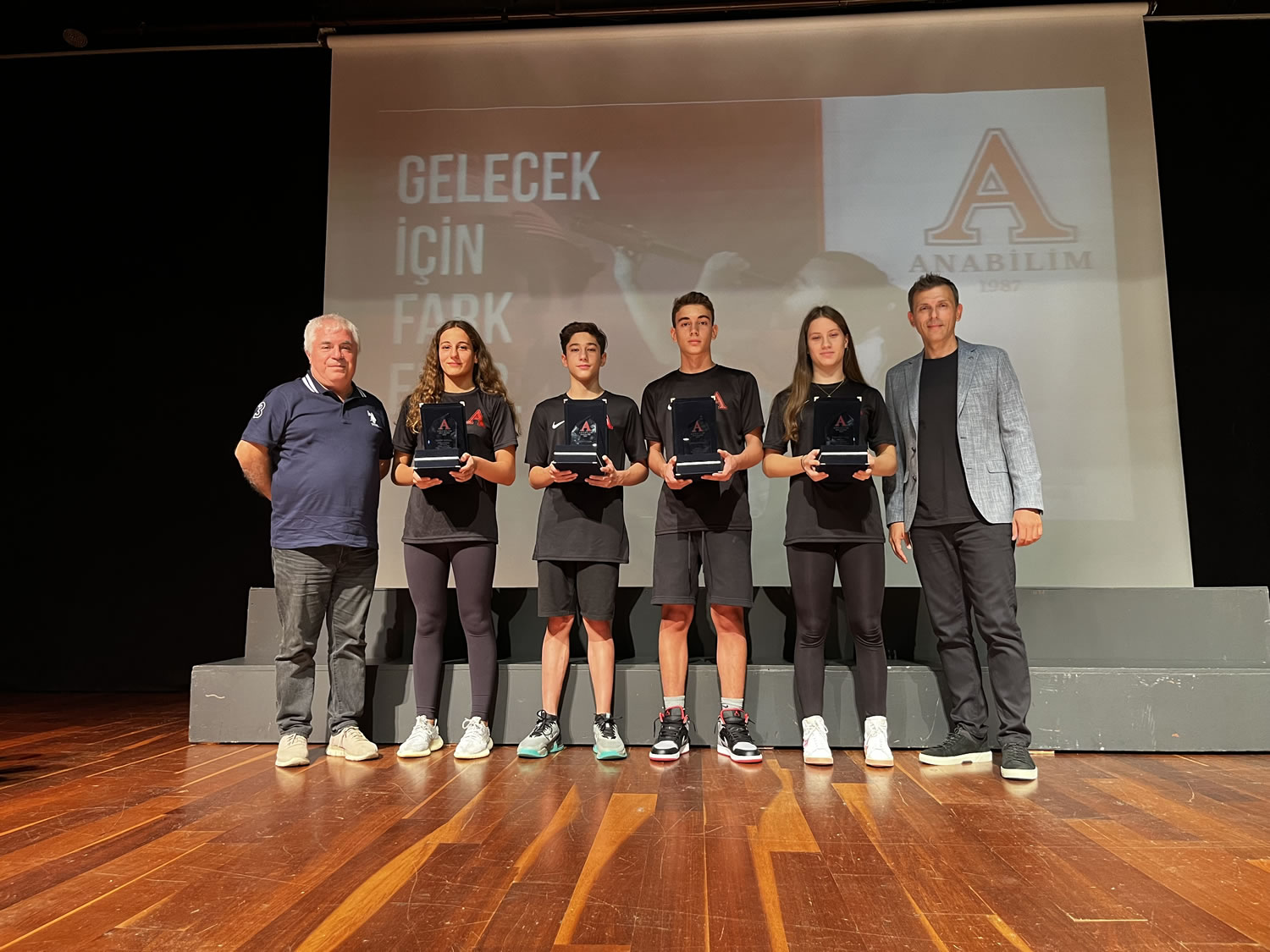 Milli Takıma sporcular yetiştiren Anabilim Spor Kulübü Ödül Töreni ile yeni sezona başladı