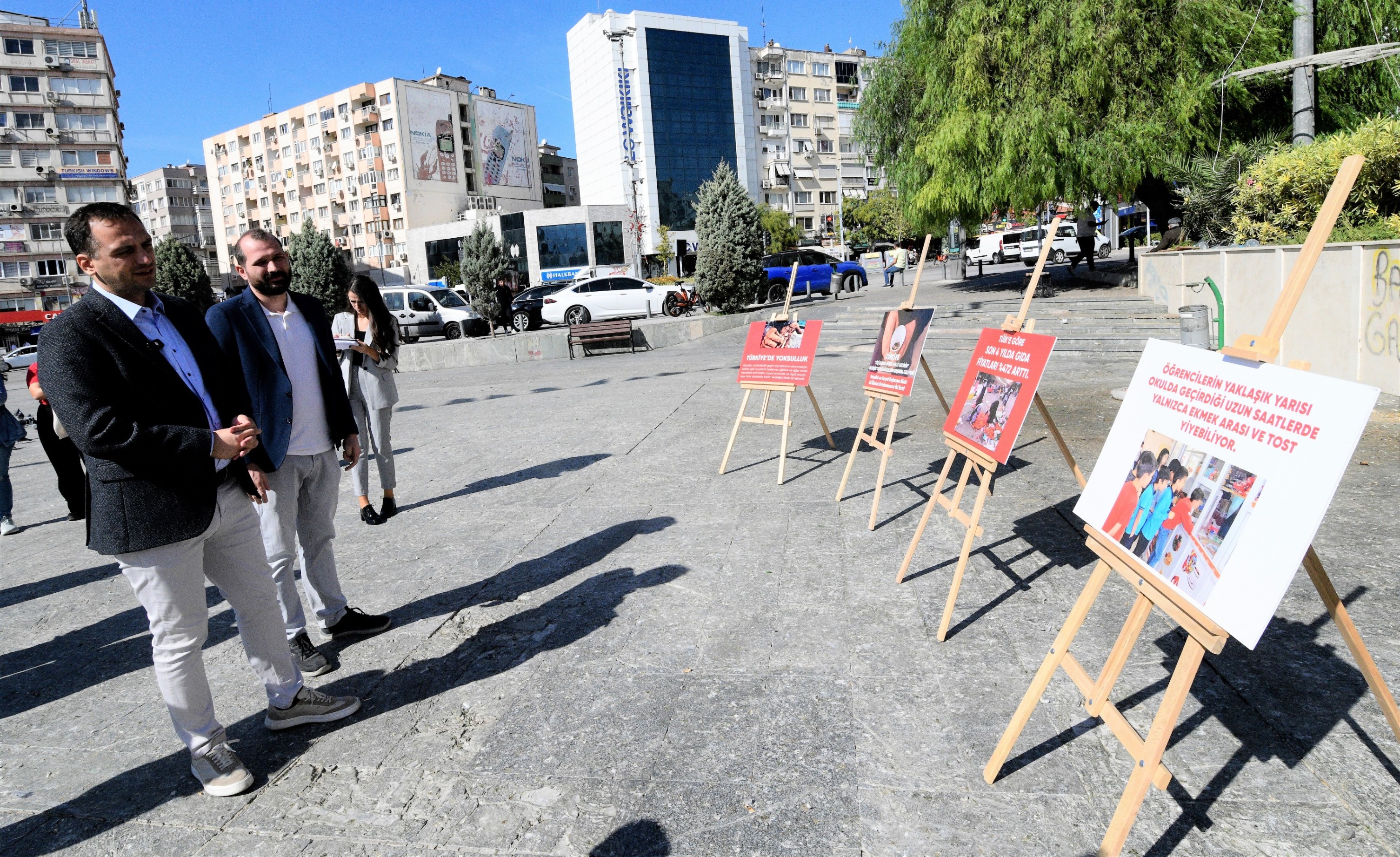 Bornova’da yoksullukla mücadele için farkındalık sergisi