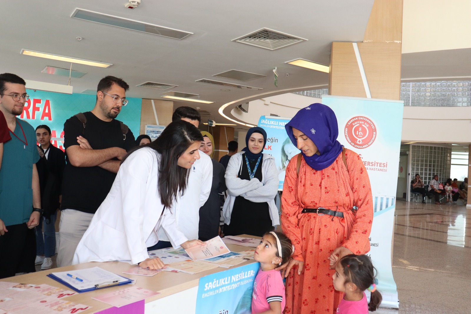 Harran Üniversitesi Hastanesi’nde “Emzirme Haftası” için etkinlik düzenlendi