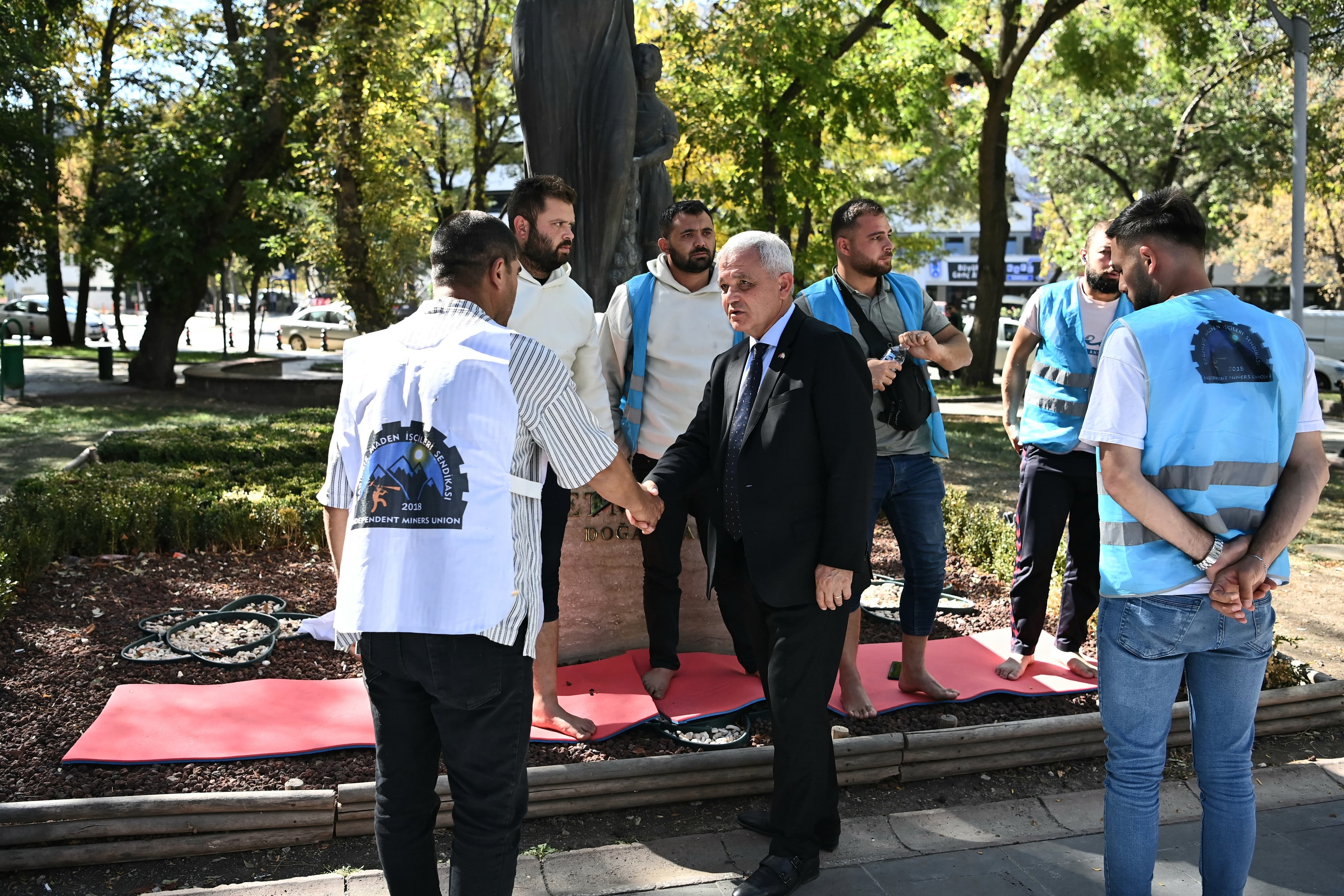 Başkan Şahin, Somalı madencileri ziyaret etti