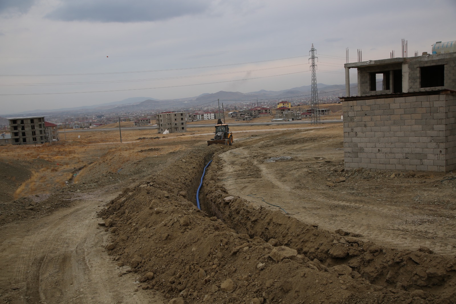 VASKİ’den yeni içme suyu hattı