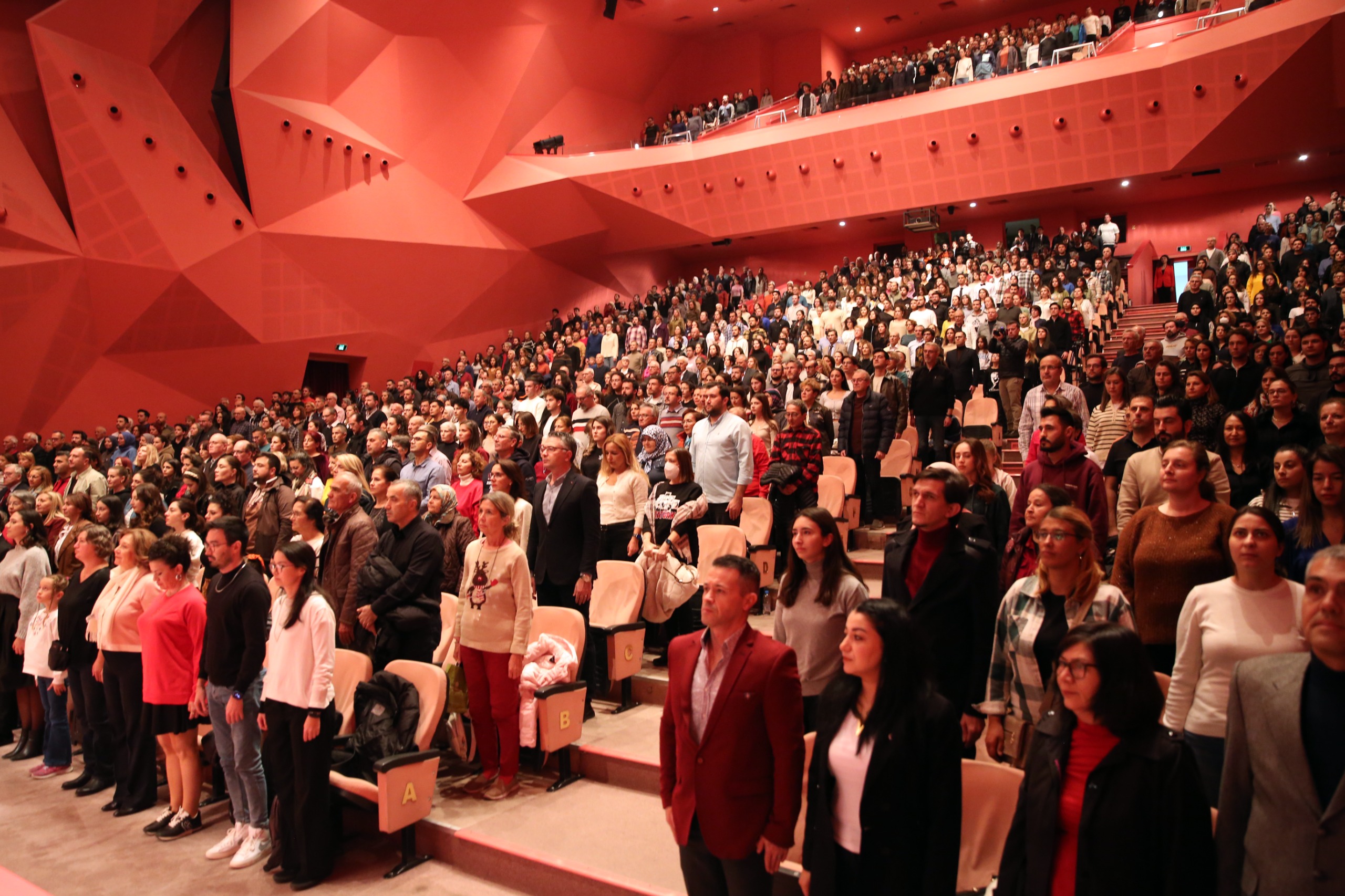 Senfoni Orkestrası’ndan “Atatürk’ü Anma Konseri”