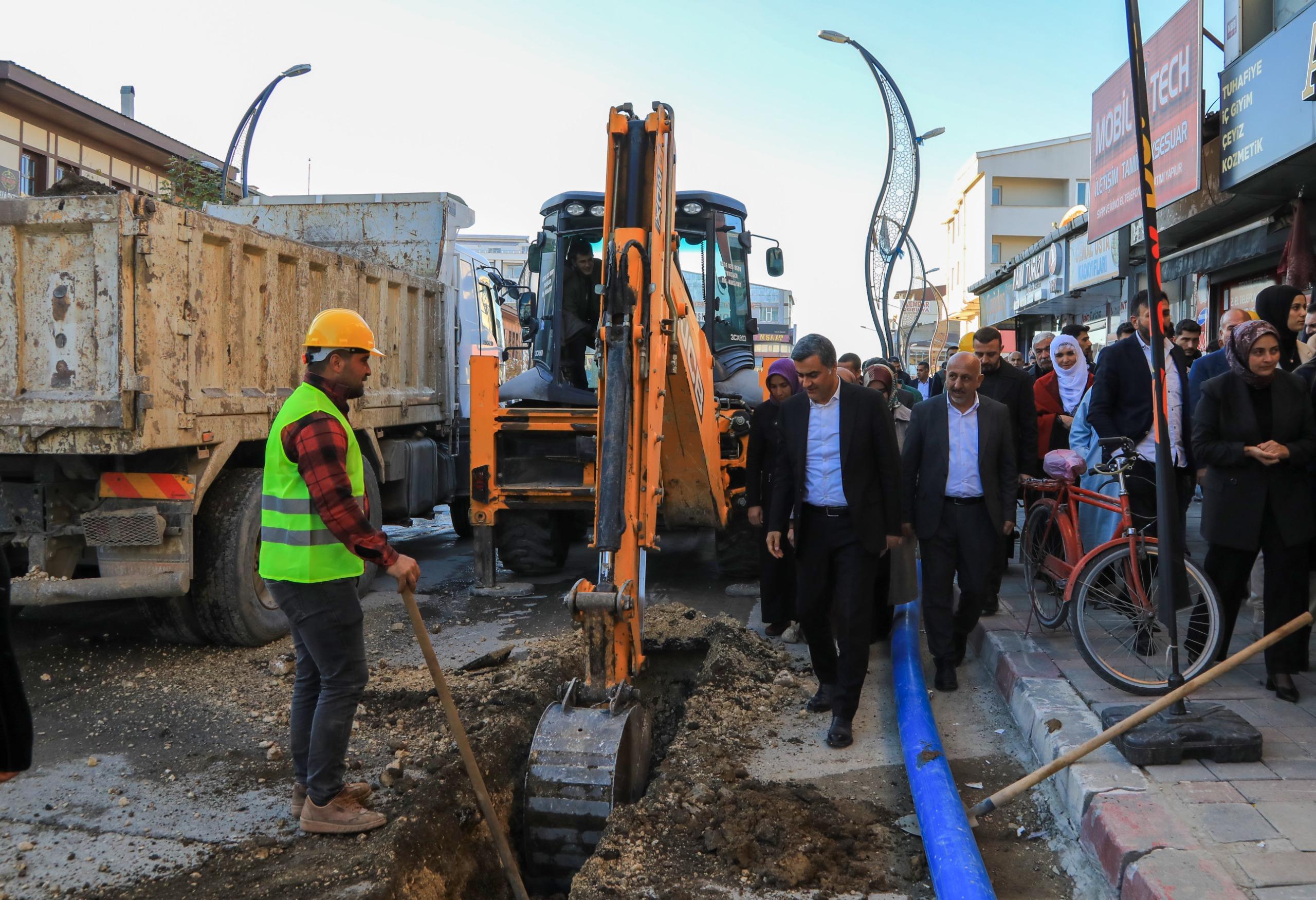 VASKİ, Erciş’in içme suyu altyapısını yeniliyor