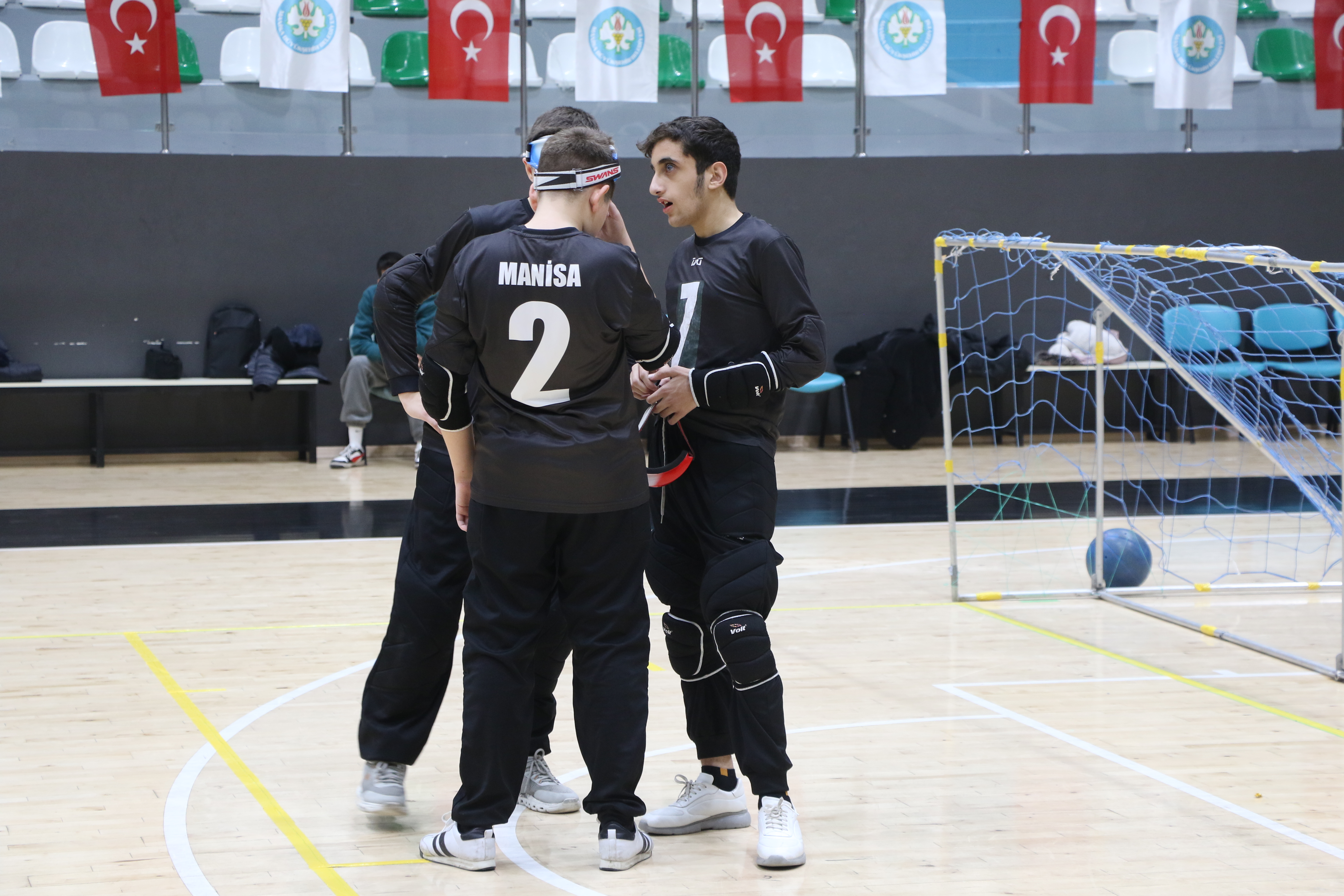 Manisa’da goalball ile engeller aşıldı