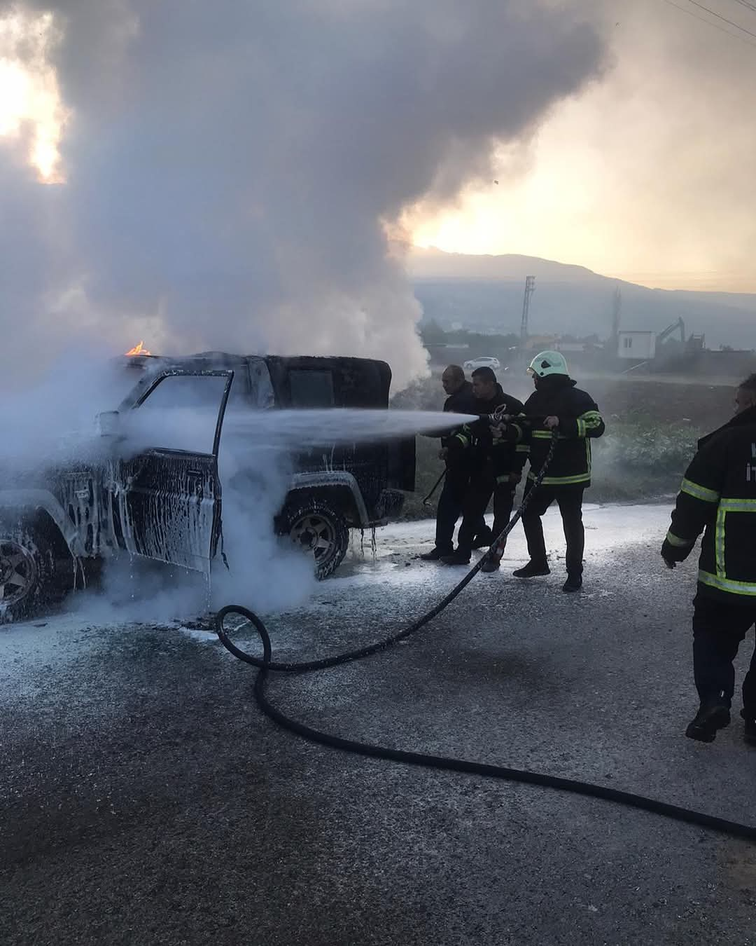 Hatay’da seyir halindeki aracın motorunda yangın