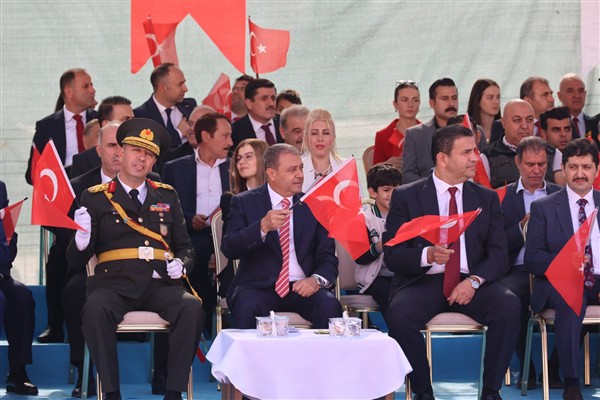 Cumhuriyetin 102. yılı Şanlıurfa’da coşkuyla kutlandı