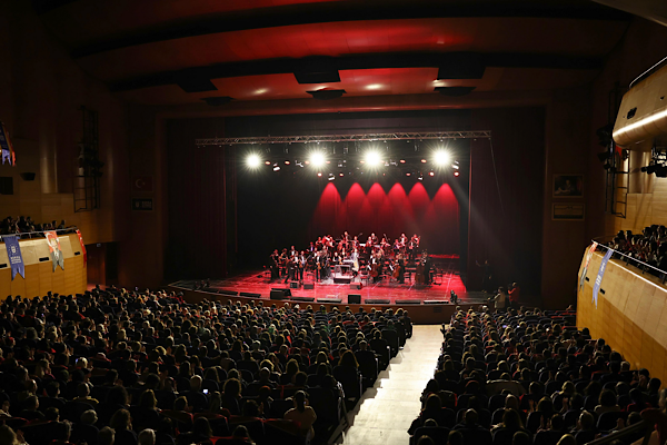 Bursa’da ‘Cumhuriyet Kadınları’ konseri düzenlendi