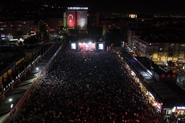 Aydın’da Cumhuriyet kutlamalarına 50 bin vatandaş katıldı