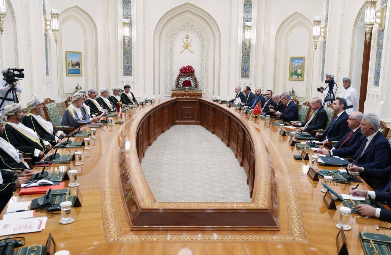 Bakan Kacır, Ummanlı Mevkidaşı Al Yousef ile Bir Araya Geldi