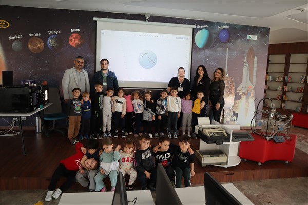 Çınar Çocuk Evleri öğrencileri, 3D teknolojiyi deneyimledi