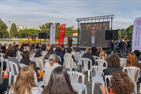 İzmir’den, dünyaya “Buradayım, İyiyim” mesajı